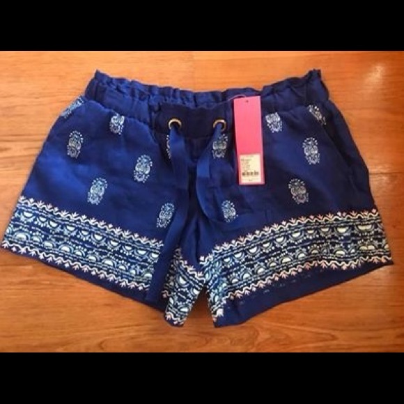 Lilly Pulitzer Pants - NWT Lilly Pulitzer Arey Shorts in Lapis Lazuli